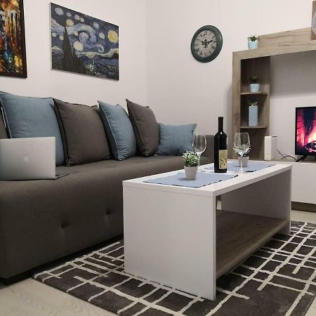 נובי סאד Vasa Central Studio מראה חיצוני תמונה