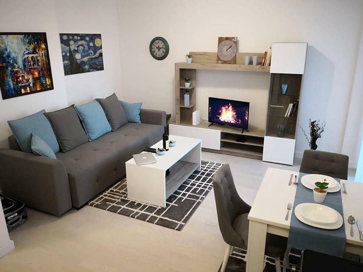 נובי סאד Vasa Central Studio מראה חיצוני תמונה